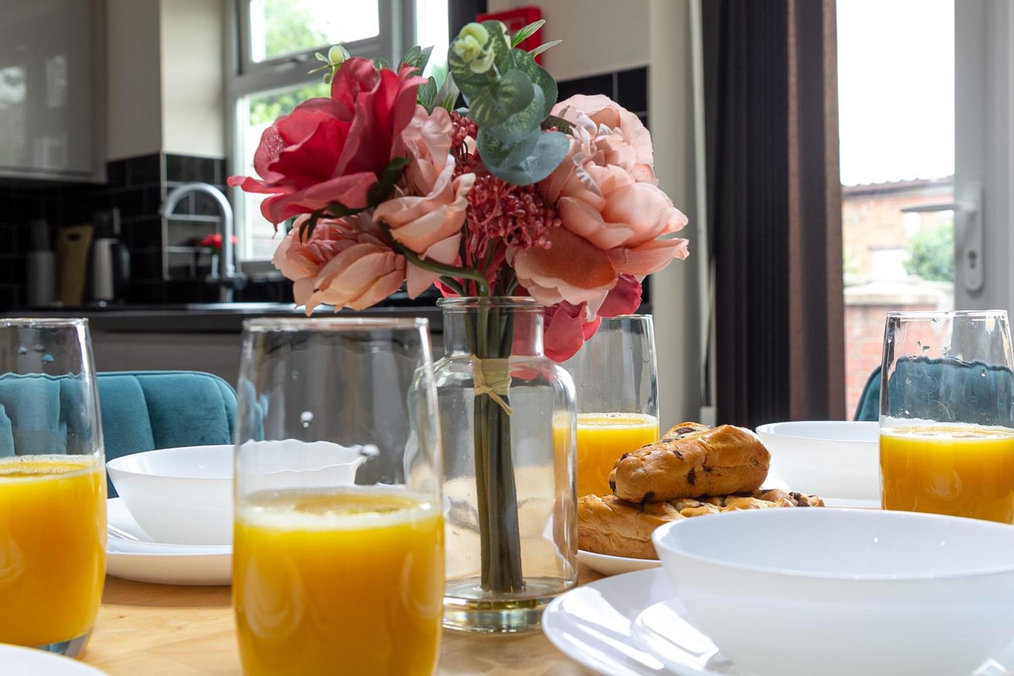Appartamento Bathway House - Free Secured Parking And Wifi Coventry Esterno foto
