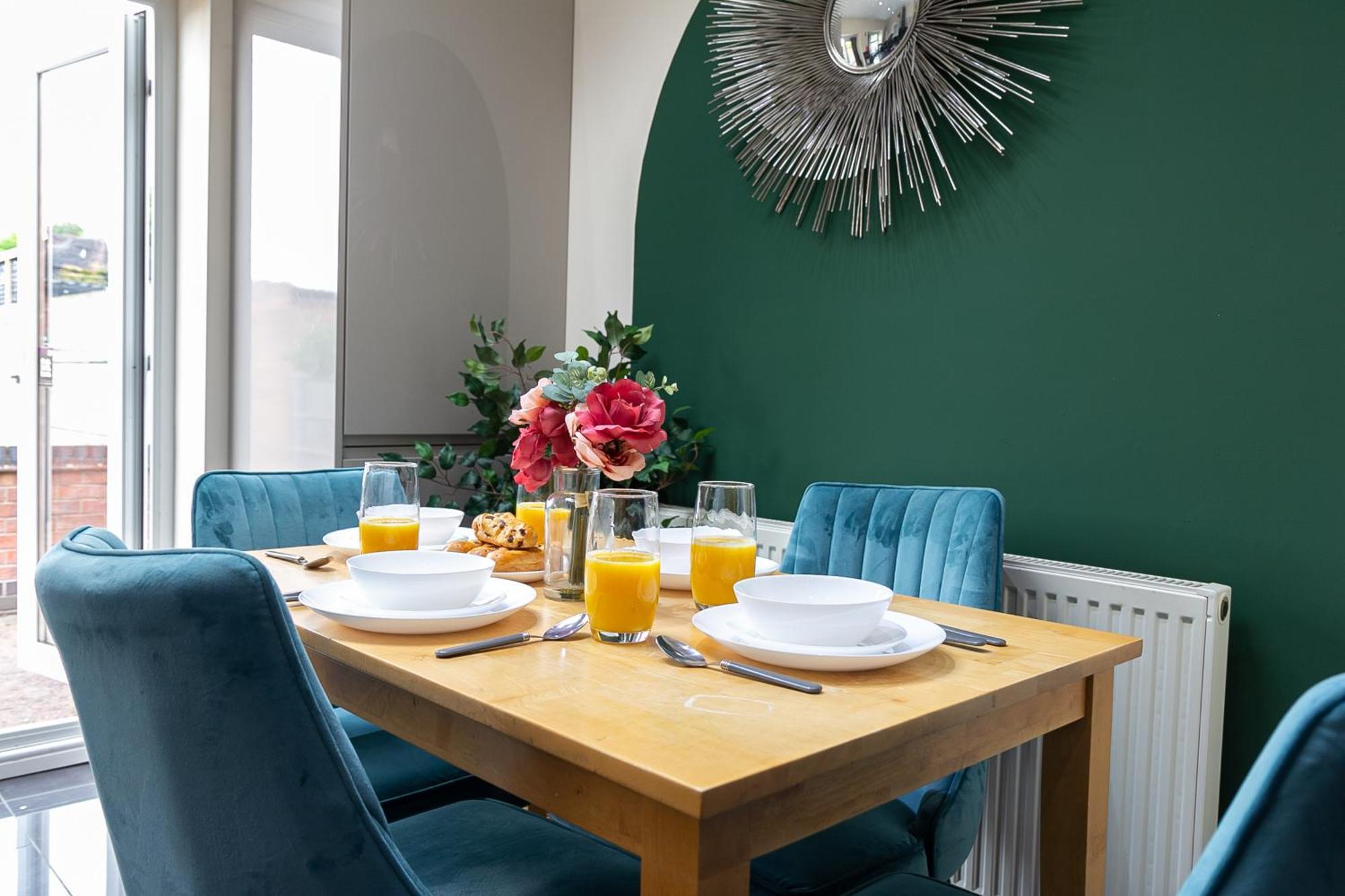 Appartamento Bathway House - Free Secured Parking And Wifi Coventry Esterno foto