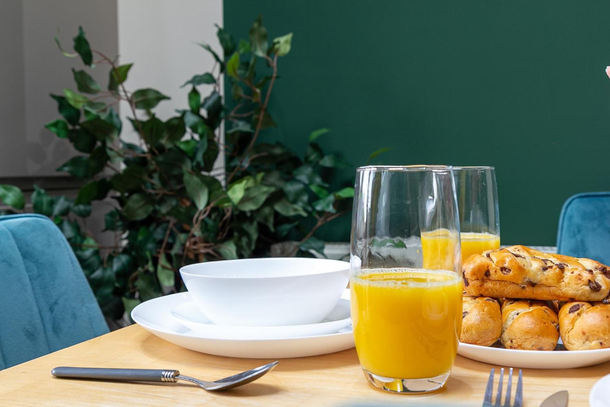 Appartamento Bathway House - Free Secured Parking And Wifi Coventry Esterno foto