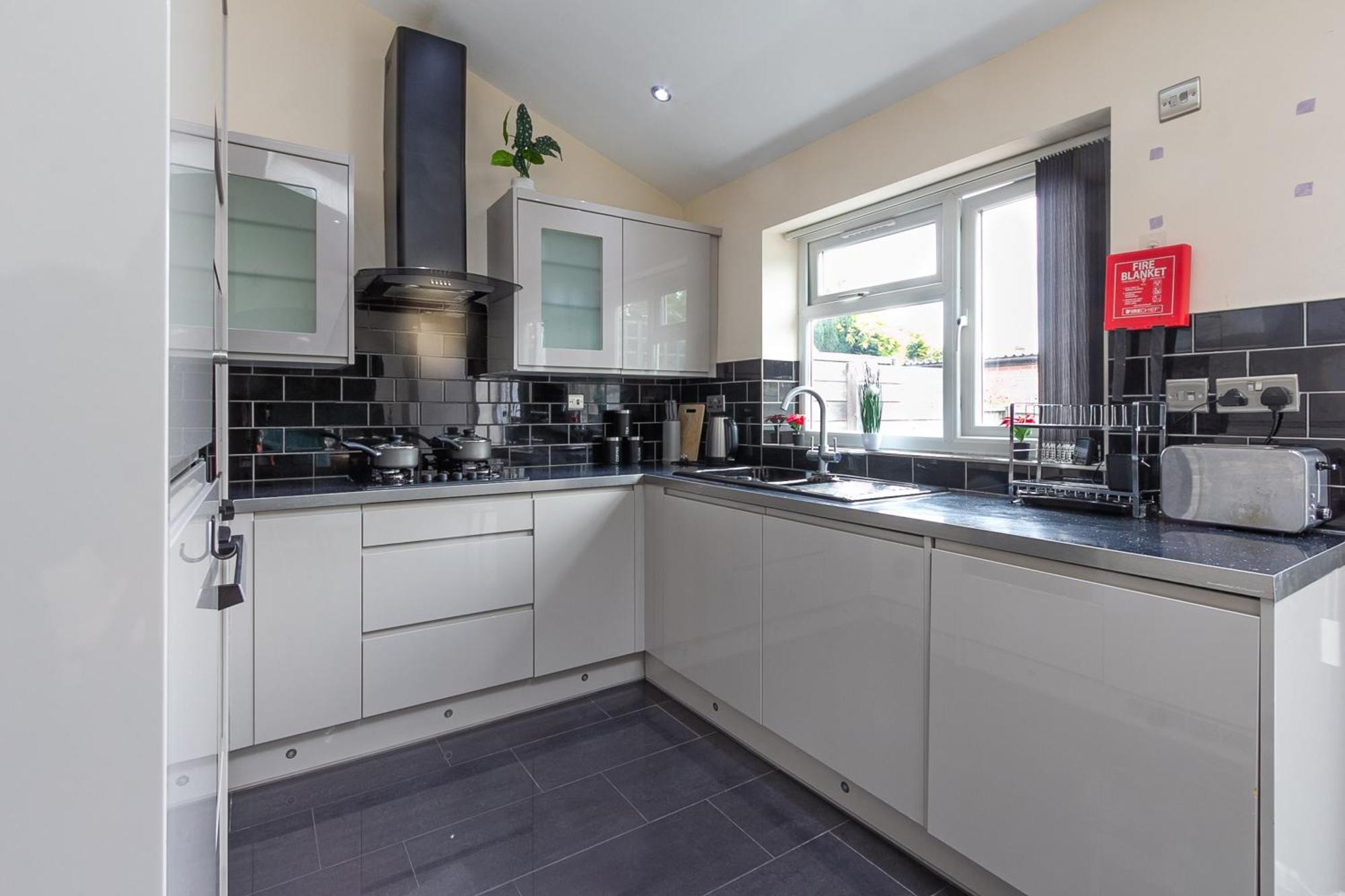 Appartamento Bathway House - Free Secured Parking And Wifi Coventry Esterno foto
